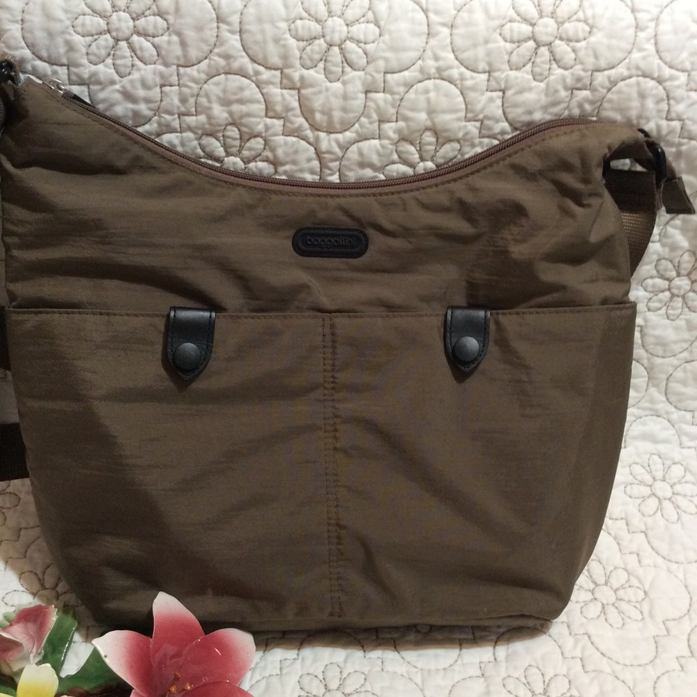 Baggalini Khaki Crossbody Bag